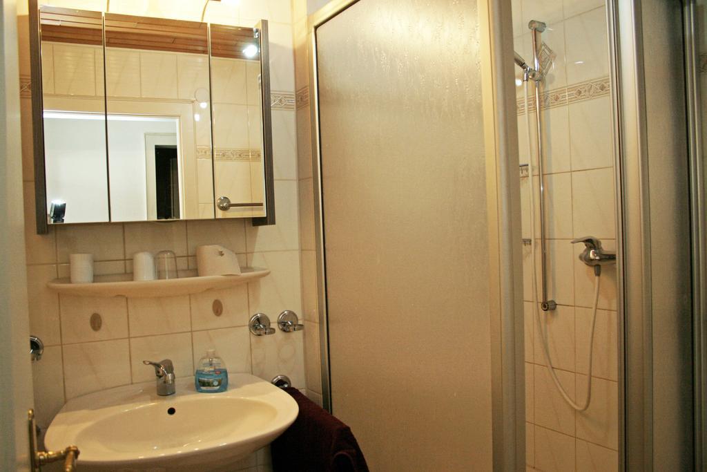 Ferienhaus Alina برنكاستيل كويس الغرفة الصورة